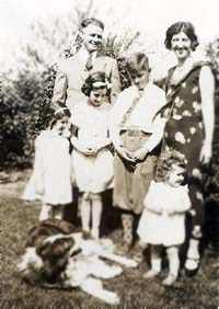 Charles Clifford and Margaret (Eiden) Yost family in 1933